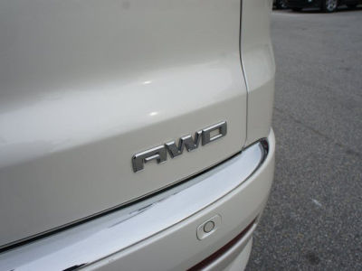 2011 GMC Acadia  Denali