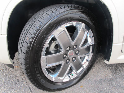 2011 GMC Acadia  Denali