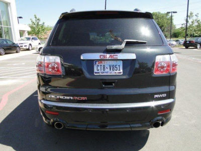 2011 GMC Acadia  Denali