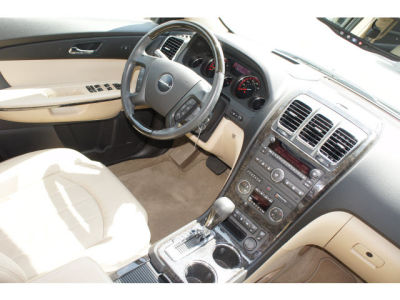 2011 GMC Acadia  Denali