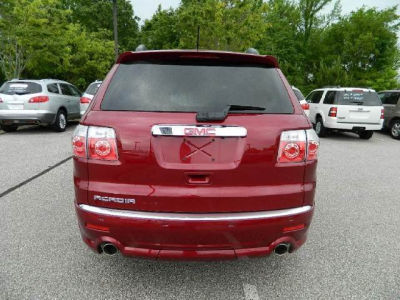 2011 GMC Acadia  Denali