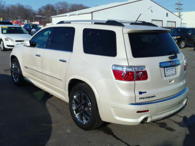 2011 GMC Acadia  Denali
