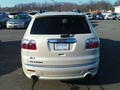 2011 GMC Acadia  Denali