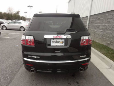 2011 GMC Acadia Denali