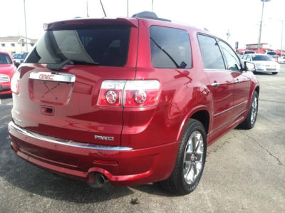 2011 GMC Acadia  Denali