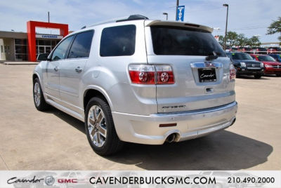 2011 GMC Acadia  Denali