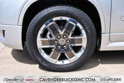 2011 GMC Acadia  Denali