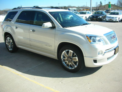 2011 GMC Acadia  Denali