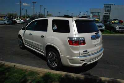 2011 GMC Acadia  Denali