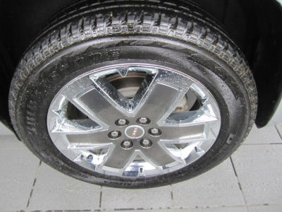 2011 GMC Acadia  Denali