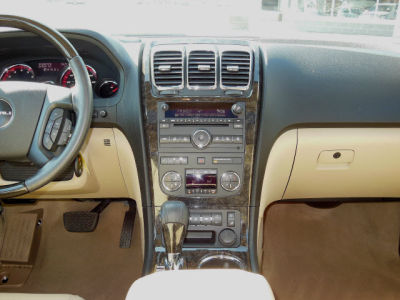 2011 GMC Acadia  Denali