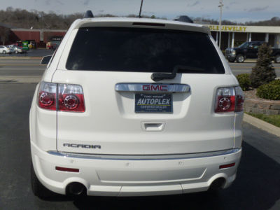 2011 GMC Acadia Denali