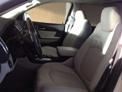 2011 GMC Acadia  Denali