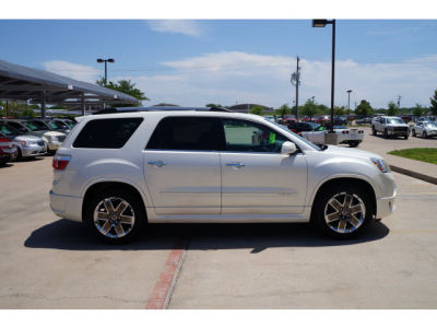 2011 GMC Acadia  Denali
