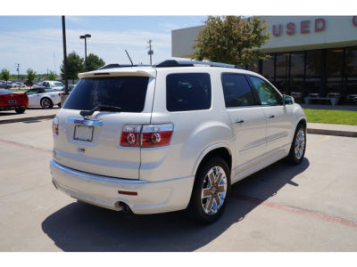 2011 GMC Acadia  Denali