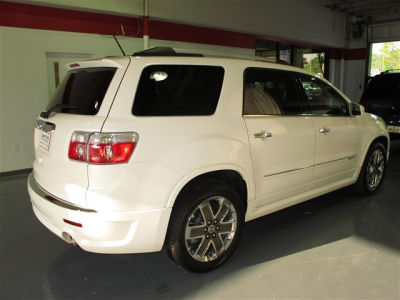 2011 GMC Acadia Denali