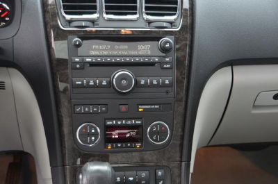 2011 GMC Acadia  Denali