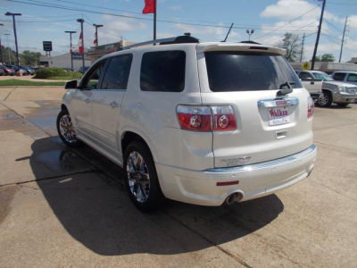 2011 GMC Acadia  Denali