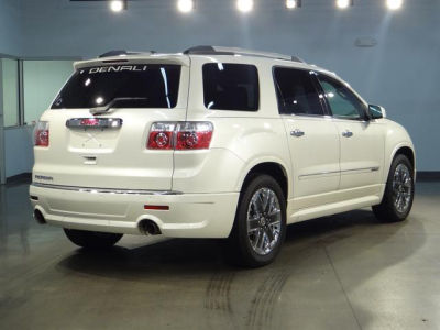 2011 GMC Acadia  Denali