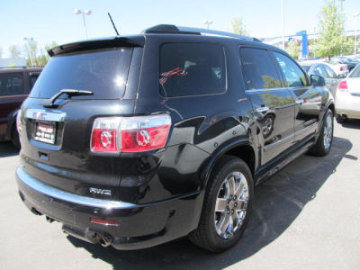 2011 GMC Acadia Denali