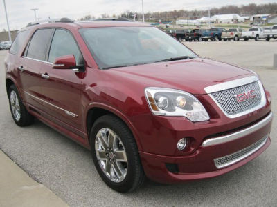 2011 GMC Acadia  Denali