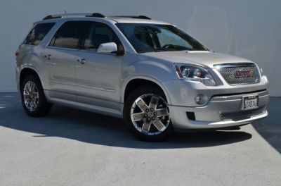 2011 GMC Acadia  Denali