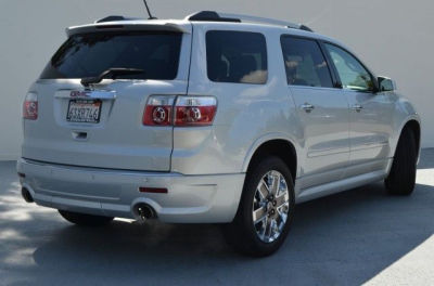 2011 GMC Acadia  Denali