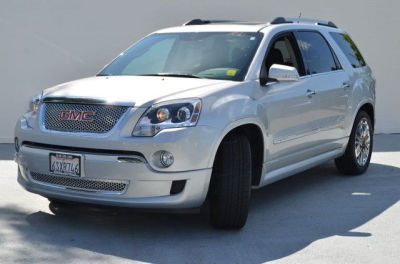 2011 GMC Acadia  Denali