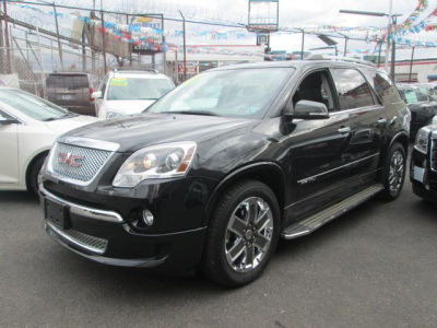 2011 GMC Acadia  Denali