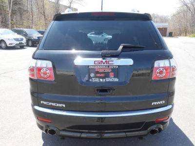 2011 GMC Acadia Denali
