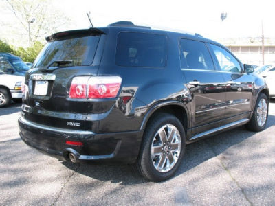 2011 GMC Acadia  Denali