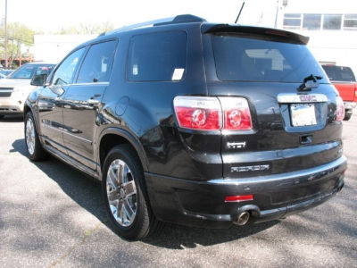 2011 GMC Acadia  Denali