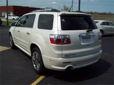 2011 GMC Acadia  Denali