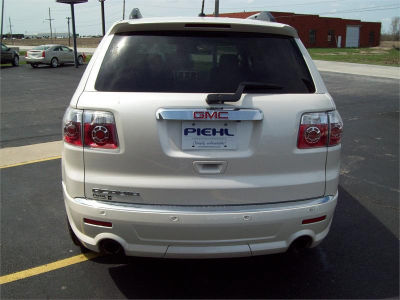 2011 GMC Acadia  Denali