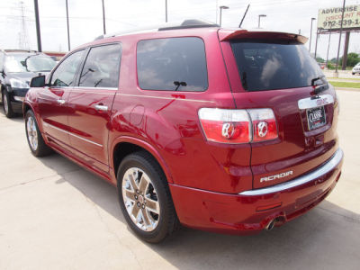 2011 GMC Acadia  Denali