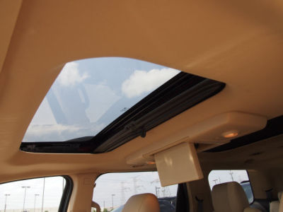 2011 GMC Acadia  Denali