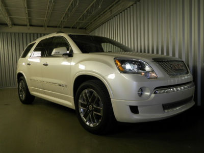 2011 GMC Acadia  Denali