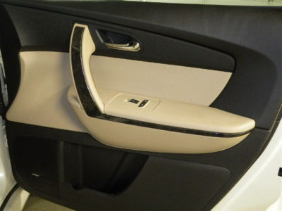 2011 GMC Acadia  Denali
