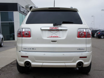 2011 GMC Acadia Denali