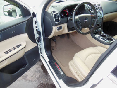 2011 GMC Acadia  Denali