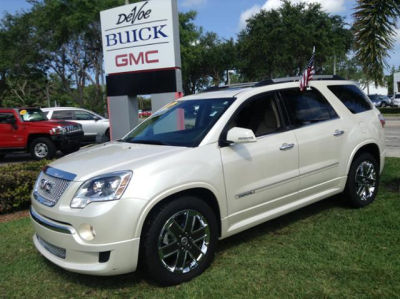 2011 GMC Acadia  Denali