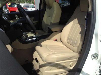 2011 GMC Acadia Denali
