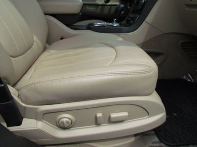 2011 GMC Acadia  Denali