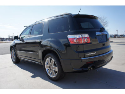 2011 GMC Acadia  Denali