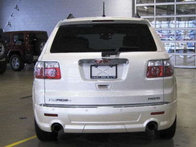 2011 GMC Acadia Denali