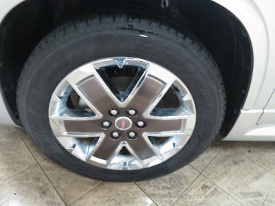 2011 GMC Acadia  Denali