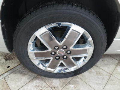 2011 GMC Acadia  Denali