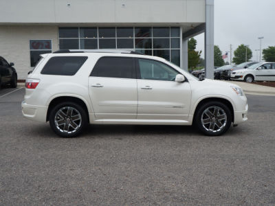 2011 GMC Acadia  Denali