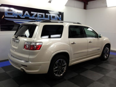 2011 GMC Acadia Denali