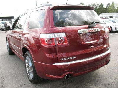 2011 GMC Acadia  Denali